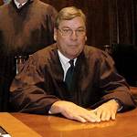 'A Giant' in the Community: Retired Judge Hugh Mundy Dies at 83 | News