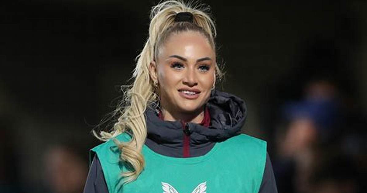 Alisha Lehmann No Makeup 2024 Plastic Surgery