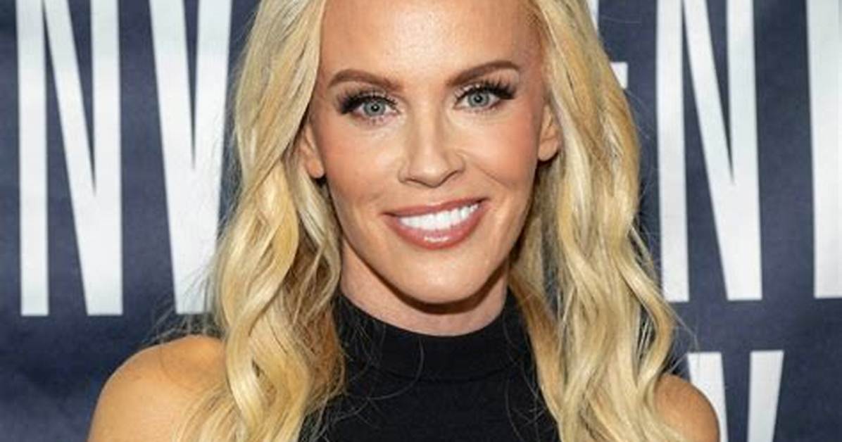 All About Jenny Mccarthy: Biography, Career, and Controversies