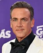 Carlos Ponce: Bio, Net Worth, Age, Family, Married, Wife, Children, Parents, Ethnicity, Nationality, Height, Facts, Career, Albums, Tv Shows, Wiki