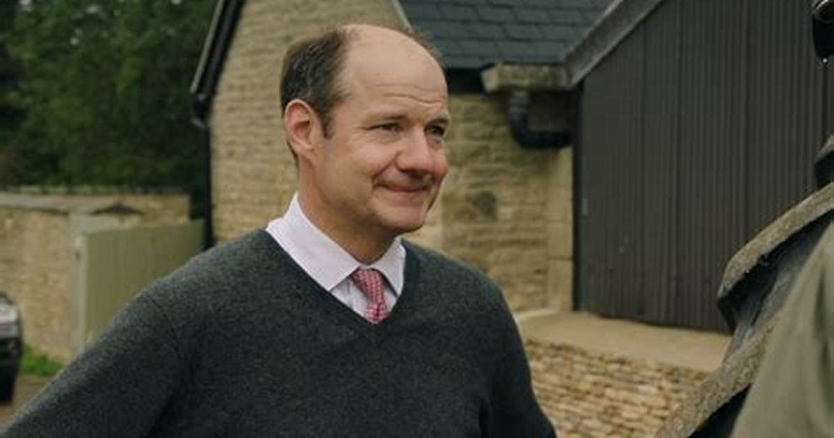 Clarksons Farm Cast: Get to Know Charlie Ireland and Jeremy Clarksons Girlfriend! Wed 16