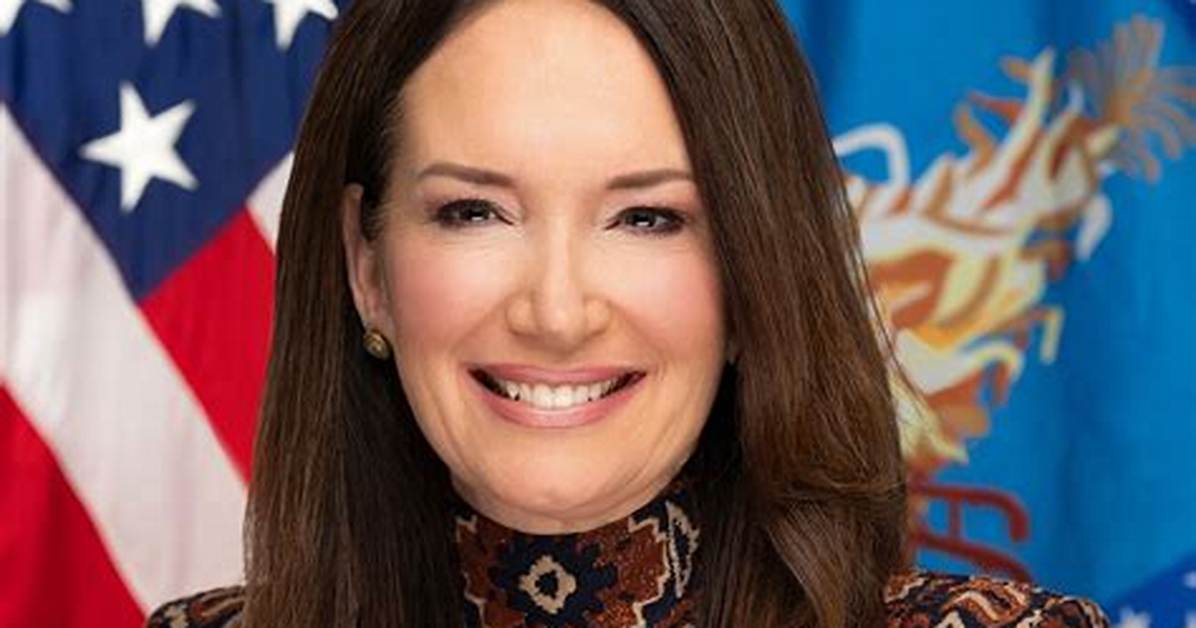 Decoding Her Politician Net Worth