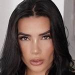 Discovering the Age of Dania Mendez: a Fascinating Journey