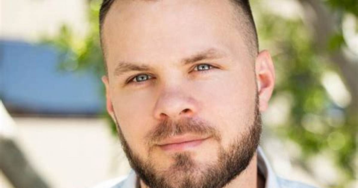 Dr. Justin Dean Net Worth (2023)!