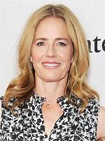 Elisabeth Shue: the Enigmatic Smoker of Hollywood