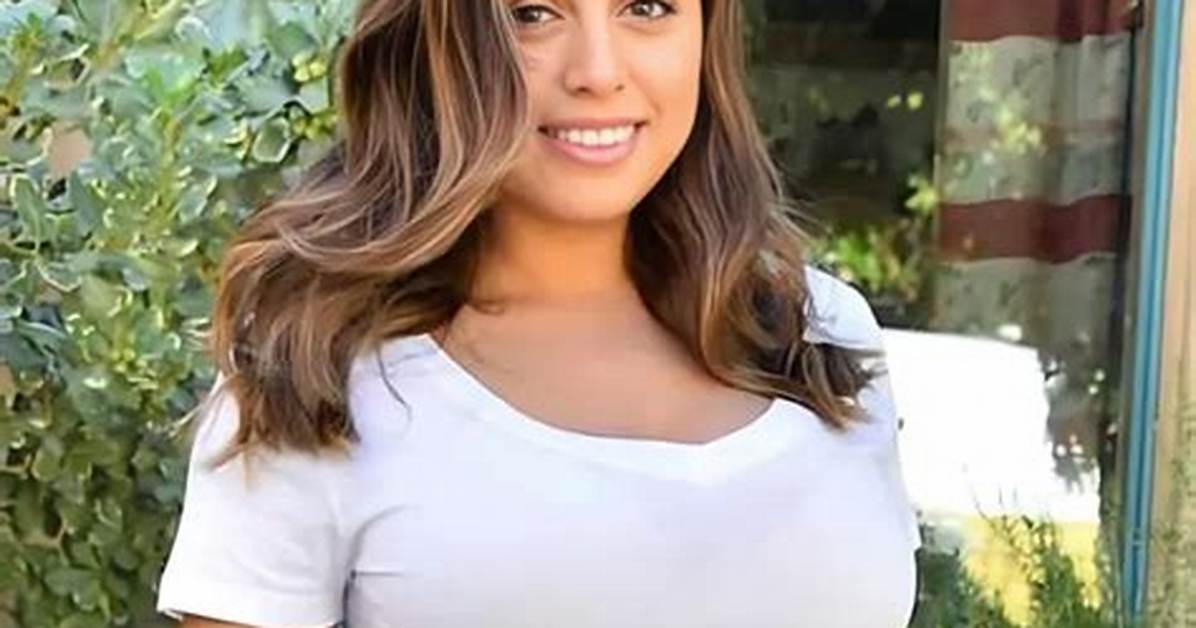 Ella Knox Height, Weight, Net Worth, Age, Birthday, Wikipedia, Who, Nationality, Biography
