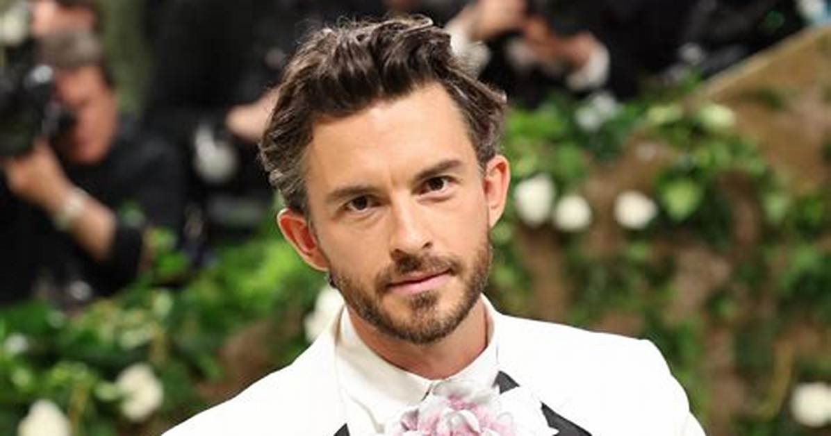 Exploring the Love Life of Jonathan Bailey: Who’s He Dating?