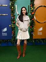 Exploring the Timeless Beauty of Jennifer Connelly's Body