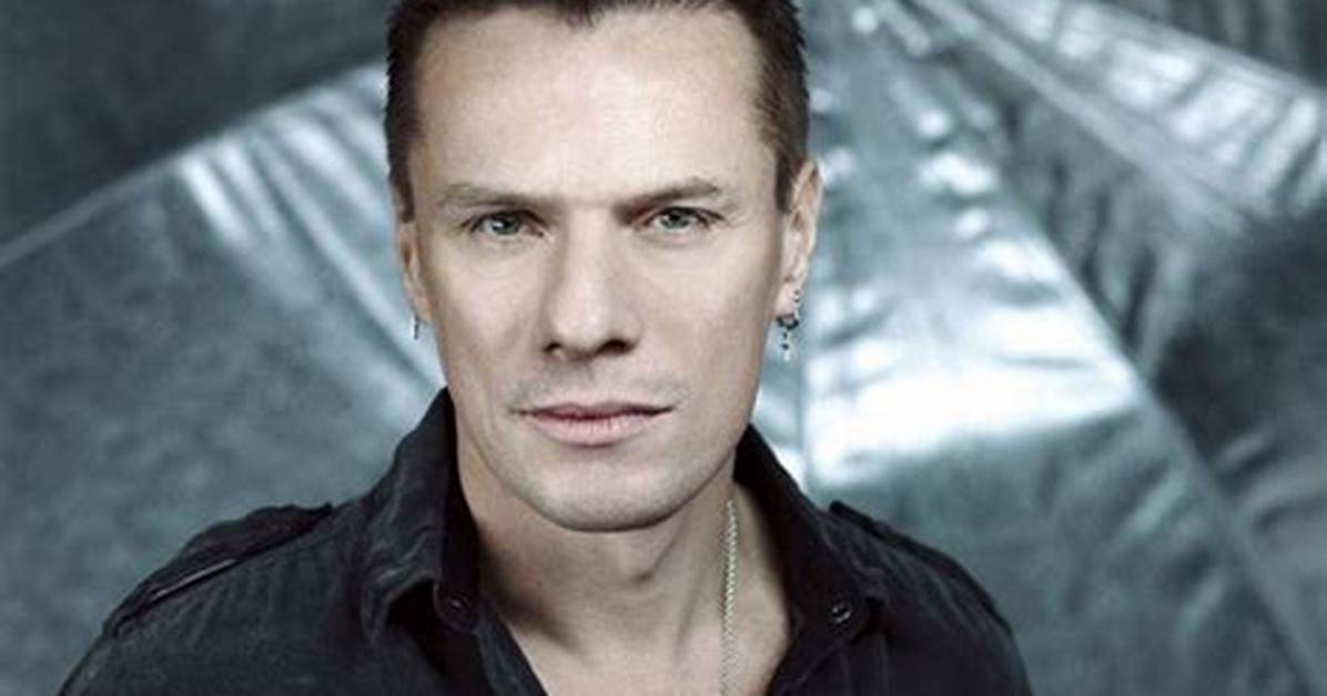 Larry Mullen Jr. Bio, Wiki, Age, Height, Wife, Children, Drum Kit, Awards and Net Worth