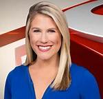 Laura Hutchinson Wtnh Bio, Wiki, Age, Height, Family, Husband, Wedding, Net Worth, and Channel 8