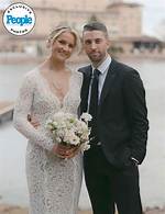 Lindsey Horan Husband: Is She Married? Engagement Rumors and Relationship