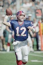 Photos of the Nfl Quarterback Hollywood Life