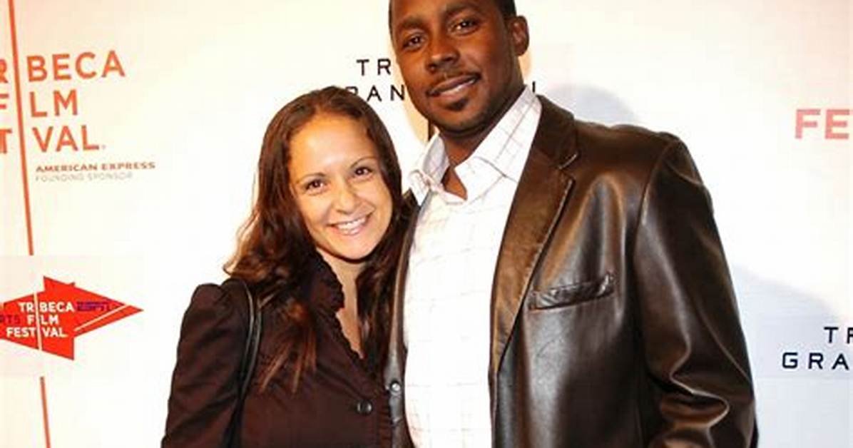 Rebkah Howard Age: Everything on Desmond Howard Wife