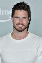 Robbie Amell: the Rising Star of Hollywood