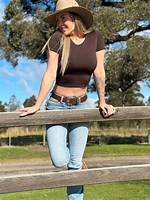 Rural Aussie Honey Brooks Has Revealed in a Candid Tiktok That Shes Shared Her Husband with 16 Pe |