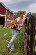 Unraveling the Scandal: What Country Singer Cheated on His Wife in 2024?