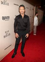 Unveiling the Height of Benjamin Bratt: Uncovering New Insights