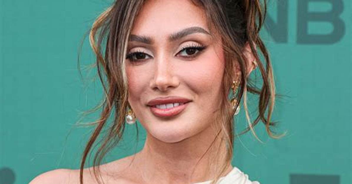 Unveiling the Secrets Behind Francesca Farago's Enviable Physique
