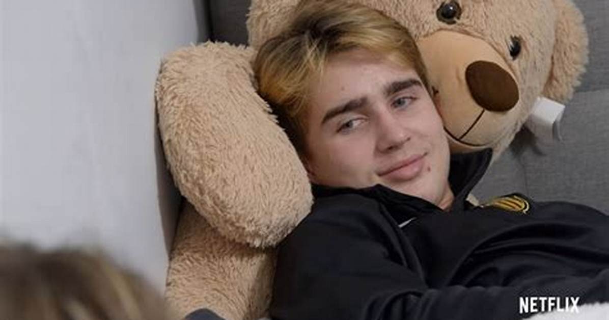 Where Is Grayson Leavy Now? from Titletown High to Zoey Relationship |
